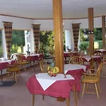 Carlsruh Hotel 3*
