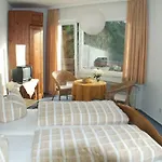 Carlsruh Hotel 3*