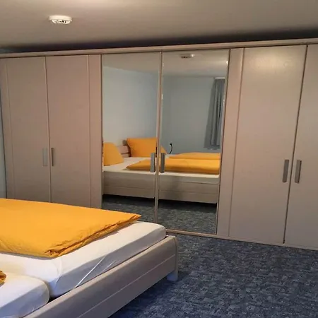 מלון Carlsruh 3*