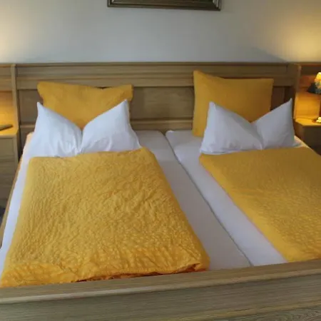 Carlsruh בראונלאגה